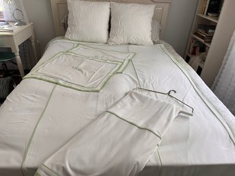 Pair Of Twin Size Pottery Barn Teen Duvet Covers & Two Pillow Shams