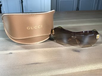 Stunning Like New GUCCI Havana Sunglasses With Bamboo Details - Brown / Gold - Made In Italy - With Case