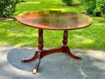 Beautiful American Regency Style Drop Leaf Table