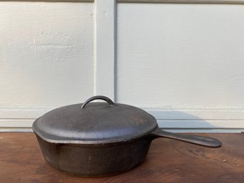 10inch USA Made Cast Iron Skillet With Cover