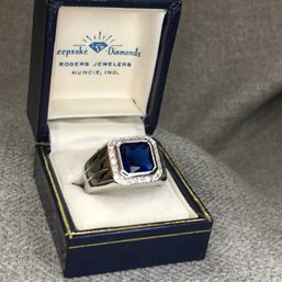 Amazing Brand New Mens 925 / Sterling With White Topaz & Sapphire Ring - Very Handsome - New Never Worn !