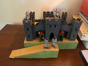 BRITISH MADE CASTLE W/ TOY SOLDIERS