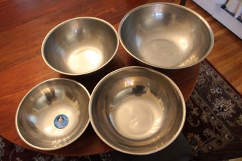 4 Stainless Steel Bowls 12 To 16 Diameter