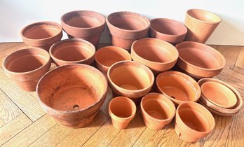15 Terra Cotta Planter Pots & 3 Plates, Many Made In Italy