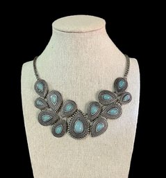 Beautiful Claire's Designer Southwestern Style Large Turquoise Color Teardrop Pendants Necklace