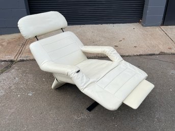 Vintage Postmodern Brazilian Percival Lafer Pony Reclining Lounge Chair