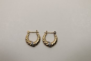 Small 14k Yellow Gold Hoop Earrings