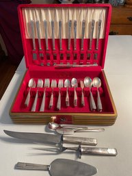 Holmes  & Edwards Silverplated Flatware Set For 12 , 70 Pieces In Total