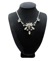 Vintage Rhinestone Flower Necklace