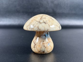 An Adorable Vintage Mushroom In Genuine Alabaster, Hand-Carved In Italy