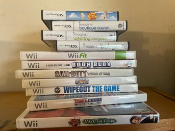 LOT OF NINTENDO DS AND NINTENDO WII GAMES