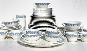 A Vintage Wedgwood 'Queens Ware' Dinner Service For 8 Plus Serving Pieces