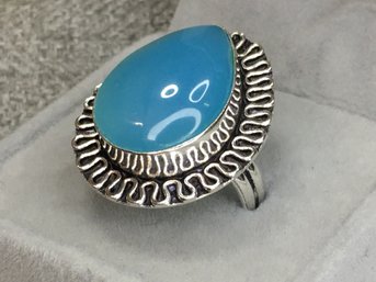 Lovely 925 /  Sterling Silver Cocktail Ring With Polished Light Blue Quartz - Nice Ring - New Never Worn !