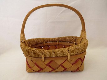 Wood Handled Oval Split Basket