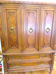 Vintage Drexel Gentlemen's Chest Dresser