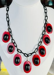 BLACK AND RED PLASTIC DANGLE NECKLACE