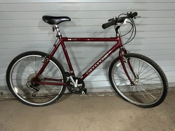 Excellent Cannondale M300 Mountain Bike