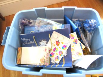 Bin  Of Hannukkah Decor