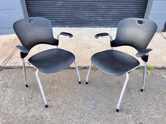 Pair Herman Miller Caper Stacking Chairs - Lot 1 Of 2