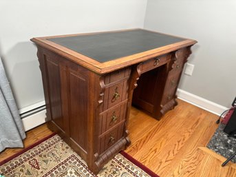 Stunning Antique Desk With Black Leather Top & Keys