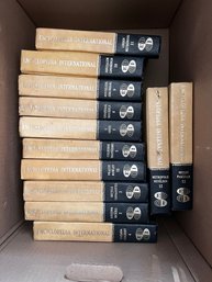 Set Of Grolier Encyclopedia International 1960'S Edition Reference Books