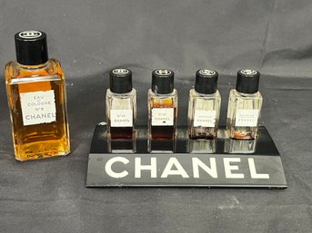 Vintage Chanel Perfume Display Plus Chanel No 5 Bottle  - 4 Miniature Bottles In Plastic Base  1970s