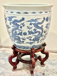 Mid 20th Century Large Chines Blue And White Porcelain Planter On Stand