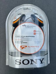 New In Package NOS Sony Walkman Street Style Headphones Sports  MDR-G57G Reflective Ear Piece Water Resistant