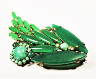 Vintage Hattie Carnegie Green Opaque Rhinestone Glass Stone Brooch Jadeite