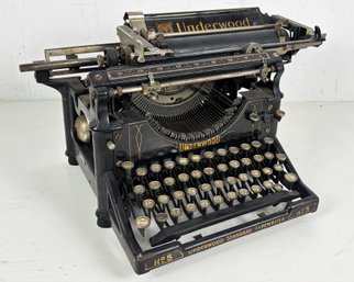 A VIntage Underwood Typewriter