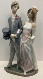 Lladro Wedding Bride And Groom Figurine