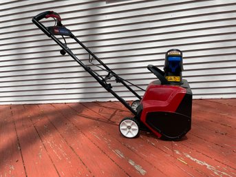 Toro Power Curve, Unused Electric Snow Blower.