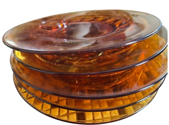 Amber Glass Snak Plates With Complimentary Cups (5)