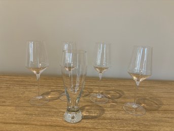 Set Of 4 Wine Glasses And More