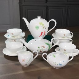 Incredible $950 VILLEROY & BOCH Wildberries Tea / Coffee Service 16 Pieces Total - No Damage - Beautiful !