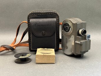 Vintage Universal Cinemaster II 8mm Movie Camera Made In The USA, 1946