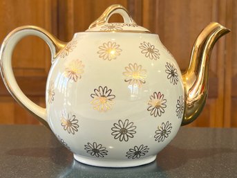 Vintage Hall 10 Cup Teapot