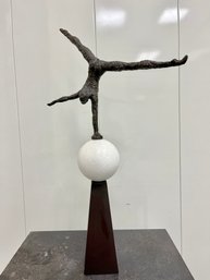 A Global Views Modern Sculpture - Bronze - Quartz - Gymnast