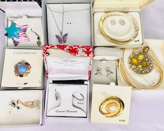 Contents Of Drawer: Boxed Jewelry