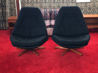 (1 Of 2) BID IS FOR ONE CHAIR - MCM / Madsen & Schubell Tilt & Turn Black Upholstered Chair - Fantastic !