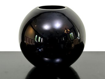 A Large Modern Art Glass Spherical Vase