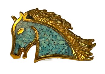 Gold Tone Horse Head Brooch Pin Having Crushed Turquoise