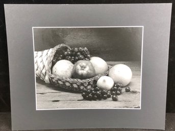 Black And White Print Of A Fruit Basket Paul Hanson United Methodist Church Meriden Castle Craig Camera Club
