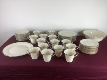 Lenox Solitaire China Set