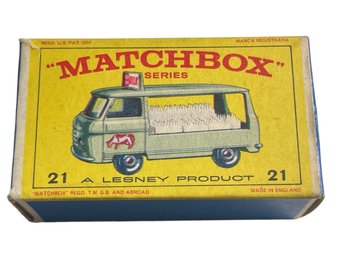 VTG MATCHBOX #21 MILK DELIVERY TRUCK WITH ORIGINAL BOX