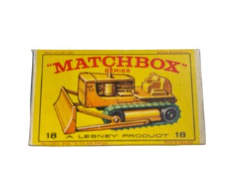 Vintage Matchbox #18 Caterpillar Bulldozer With Original Box