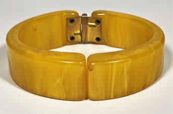 Vintage Bakelite Plastic Clamper Marbleized Yellow Cuff Bracelet