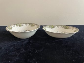 The Friendly Village Serving Bowl Set Johnson Brothers The Ice House Made In England