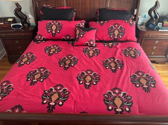 King Size Comforter With Matching Pillows