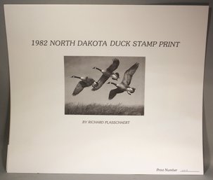 US STAMP AND ARTIST SIGNED PRINT 1982 NORTH DAKOTA DUCK BY RICHARD PLASSCHAERT